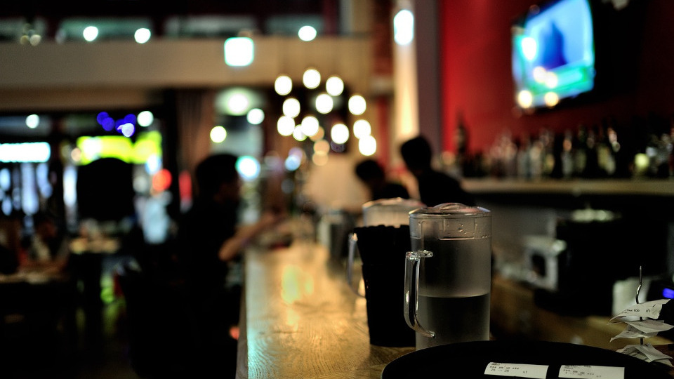 Lausanne: Café/Bar/Restaurant de 1000 m2/nombre, to sell